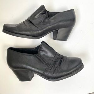 Yuu Ranchen Heeled Leather Booties